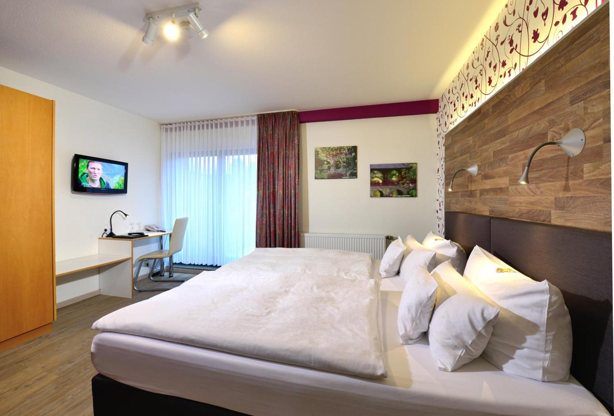Hotel Hansen Bergisch Gladbach Eksteriør bilde