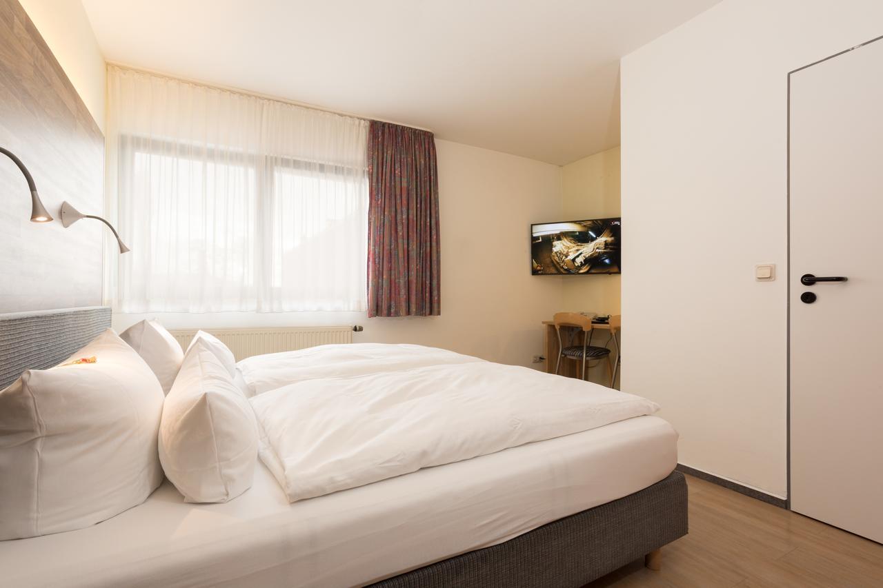 Hotel Hansen Bergisch Gladbach Eksteriør bilde
